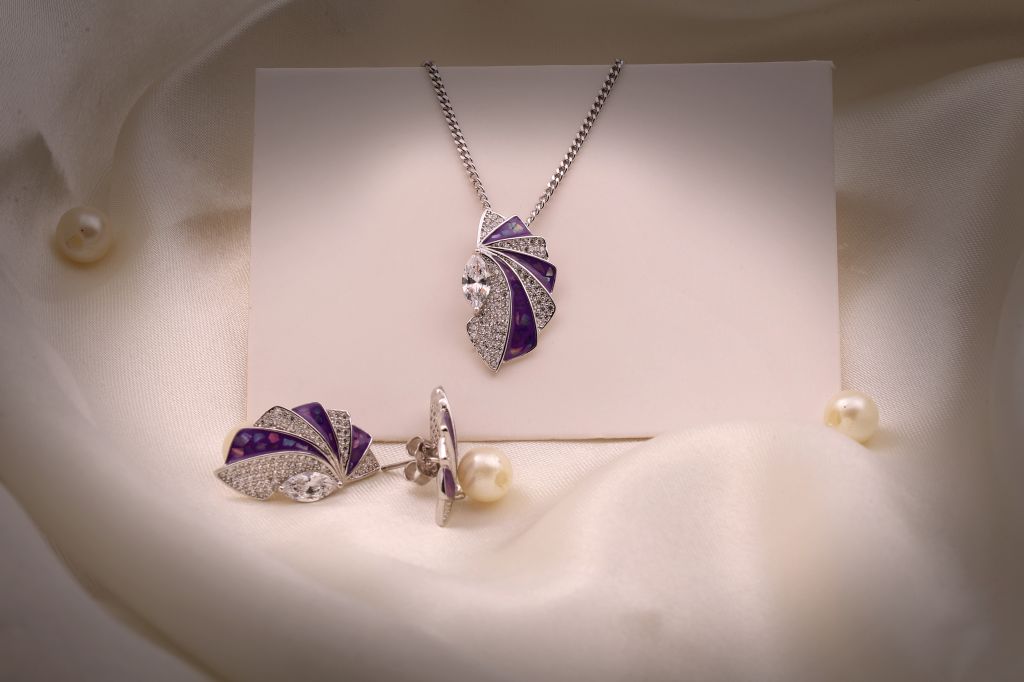 Royal Violet Fan Pendant Set