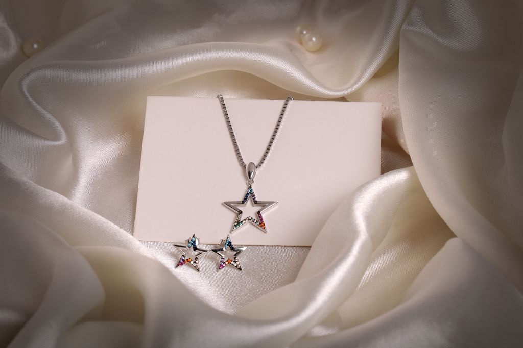 Hue-colored Star Jewelry Set
