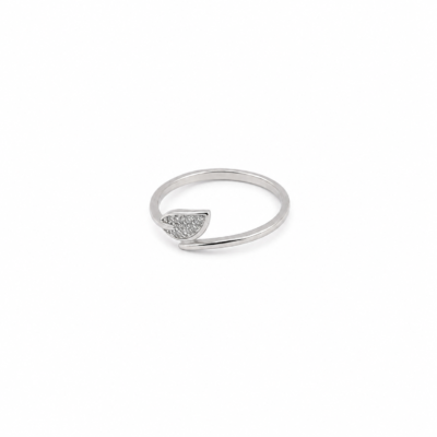 Glimmering Leaf Bypass Ring