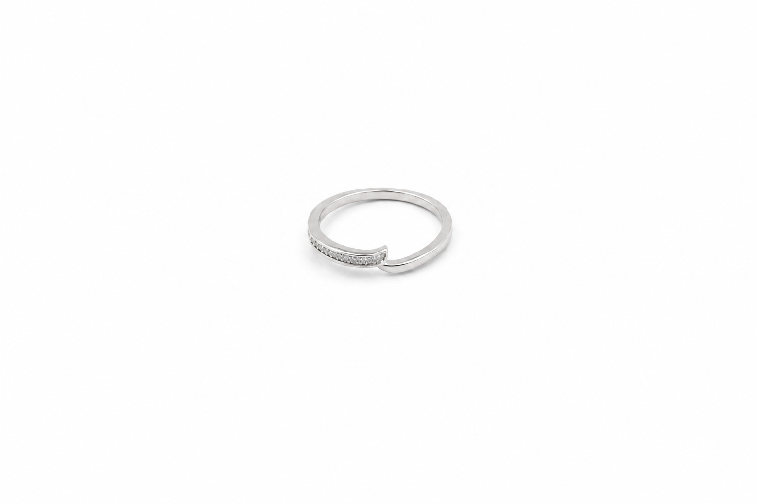 Interlocking Chevron Band