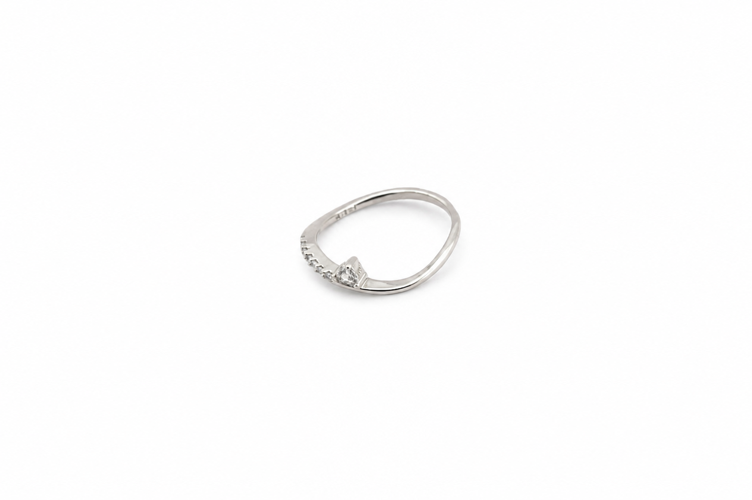 Minimalist Cubic Zirconium Ring